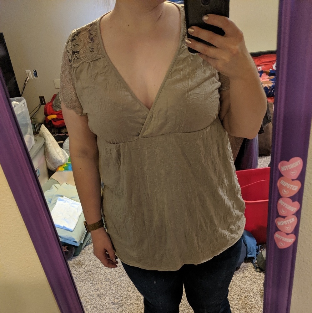 Tan short sleeve top